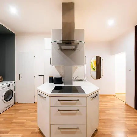 4br+2bath Old Town Family Oasis Luxury Lägenhet *
