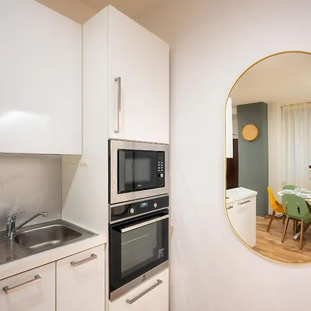 Apartment 4br+2bath Old Town Family Oasis Luxury