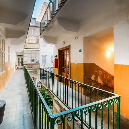 4br+2bath Old Town Family Oasis Luxury Lägenhet *